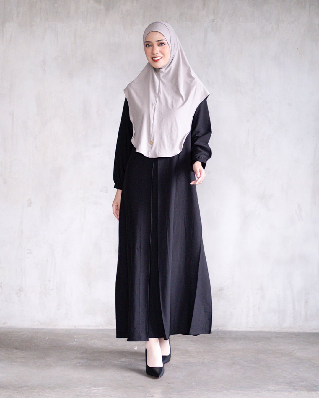 Alea Dress Black by Tubita Baju Umroh Wanita Murah - TUBITA