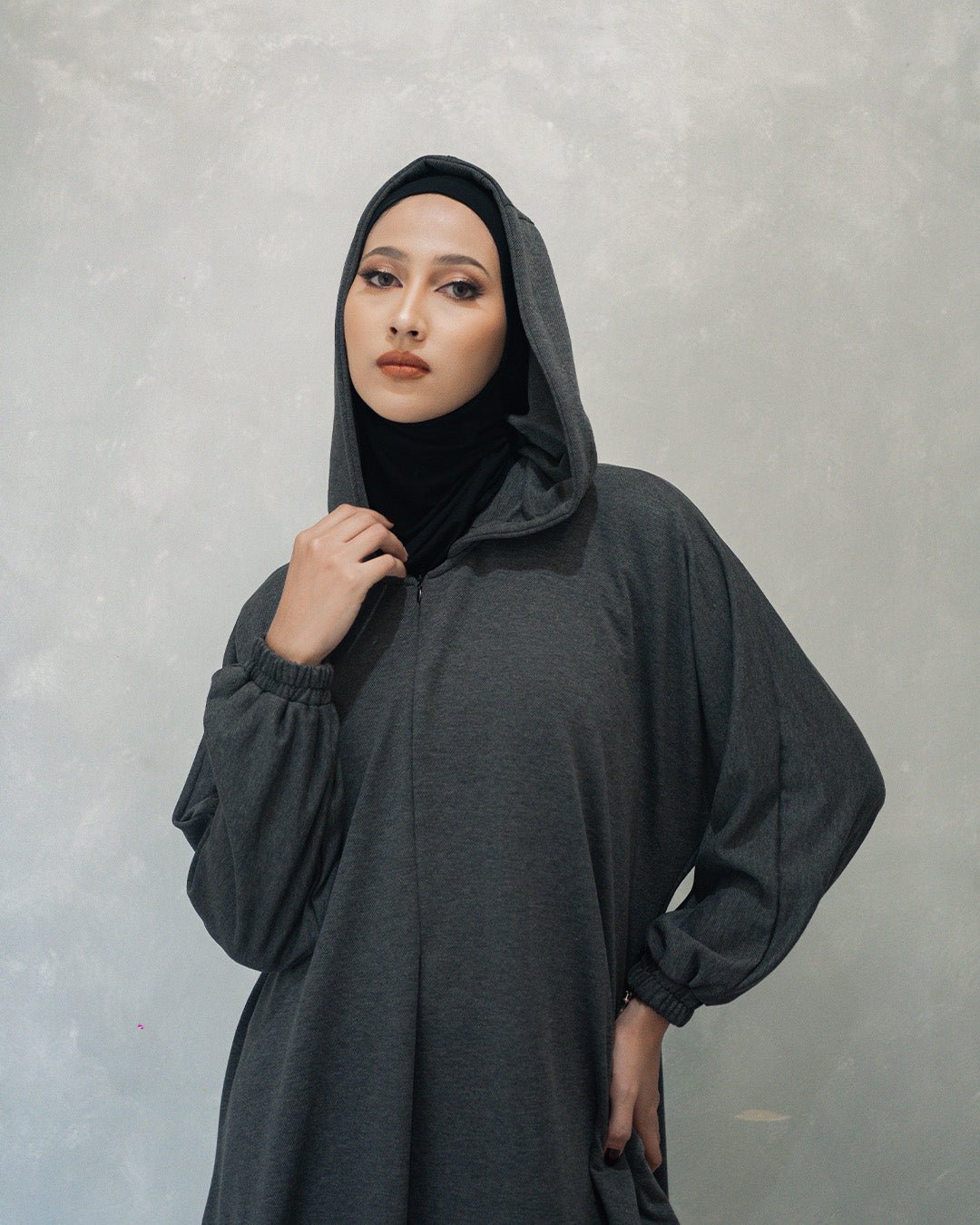Hoodie Zahara Black by TUBITA - TUBITA