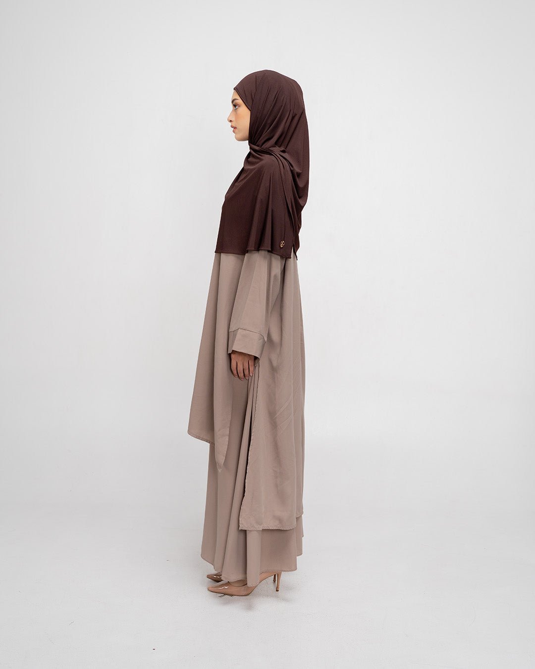 Khalisa One Set Almond By Tubita - Baju Umroh Wanita - TUBITA