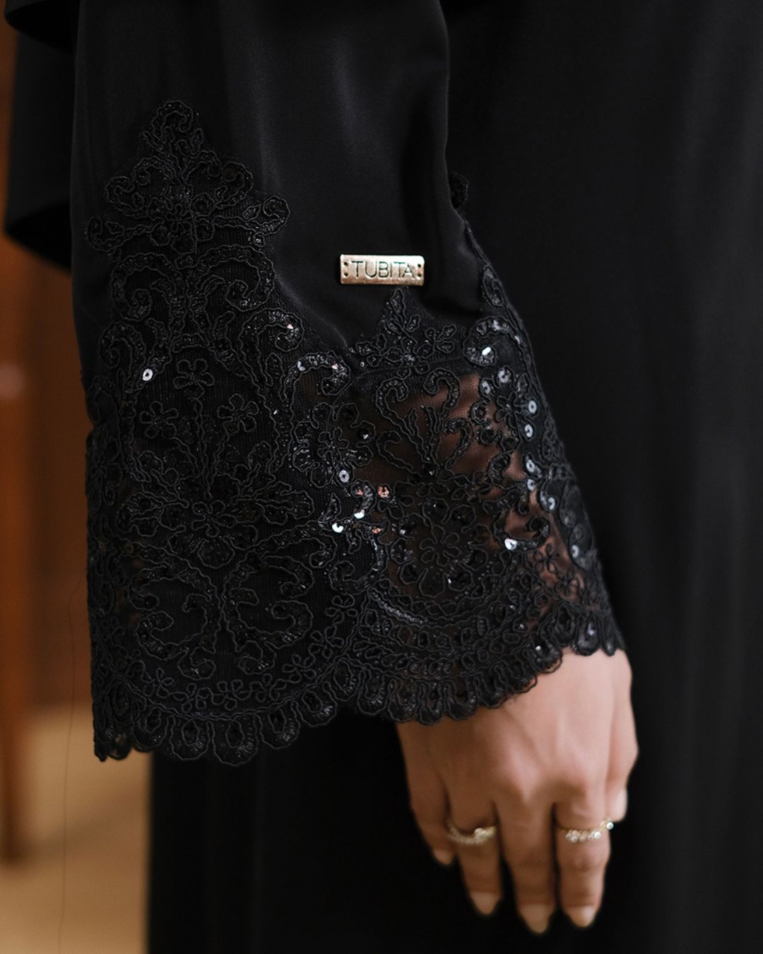 Lamara Abaya Black by TUBITA - Baju Umroh Wanita - TUBITA