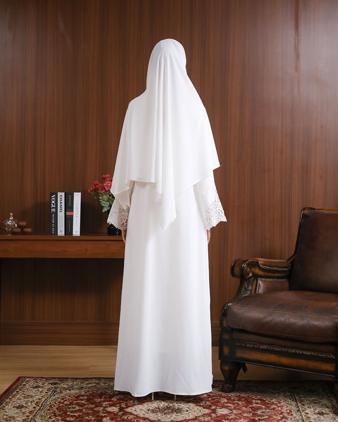Lamara Abaya Broken White by Tubita - Baju Umroh Wanita - TUBITA