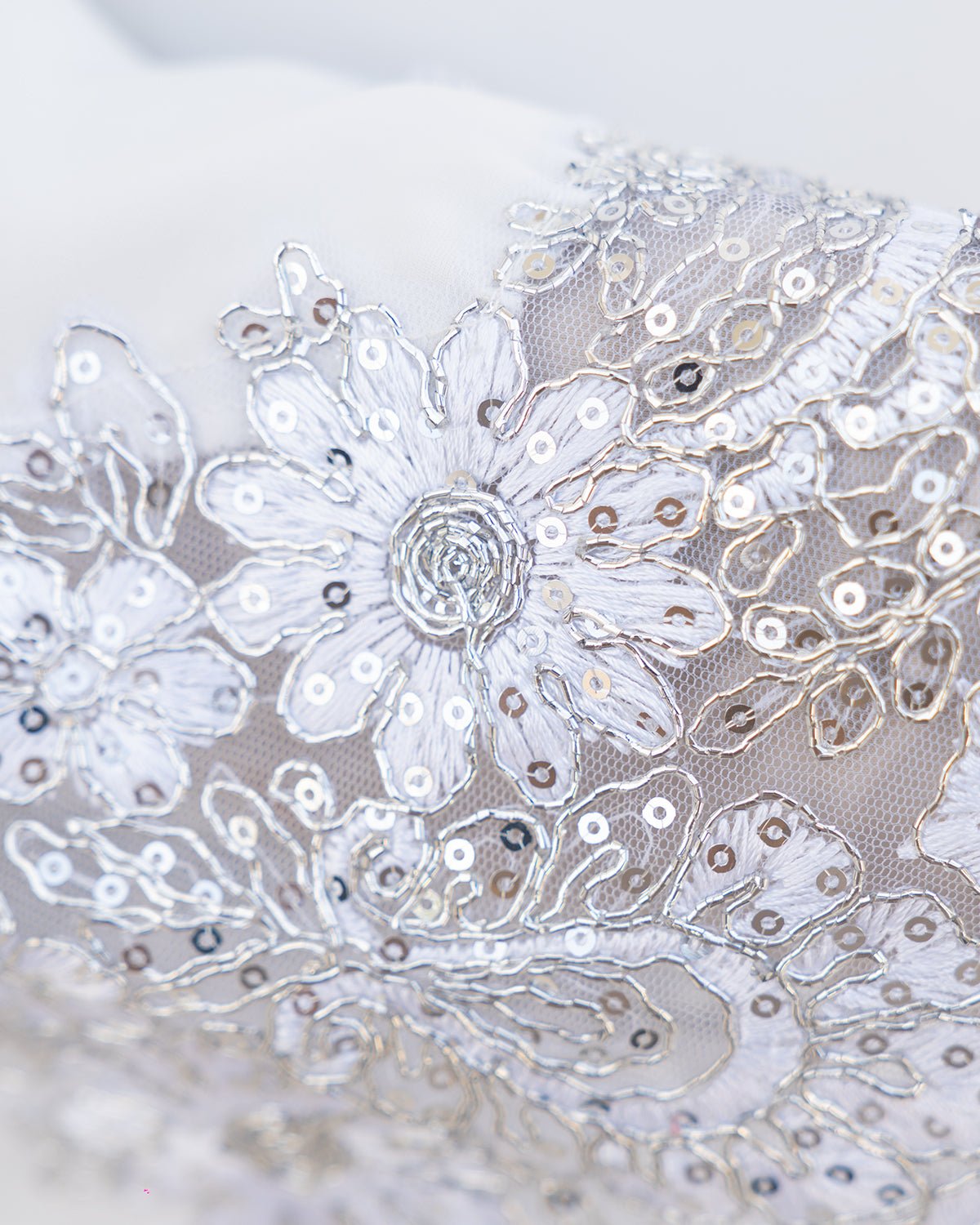 Lamara Abaya Broken White by TUBITA - Baju Umroh Wanita - TUBITA