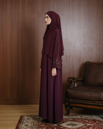Lamara Abaya Burgundy by Tubita - Baju Umroh Wanita - TUBITA