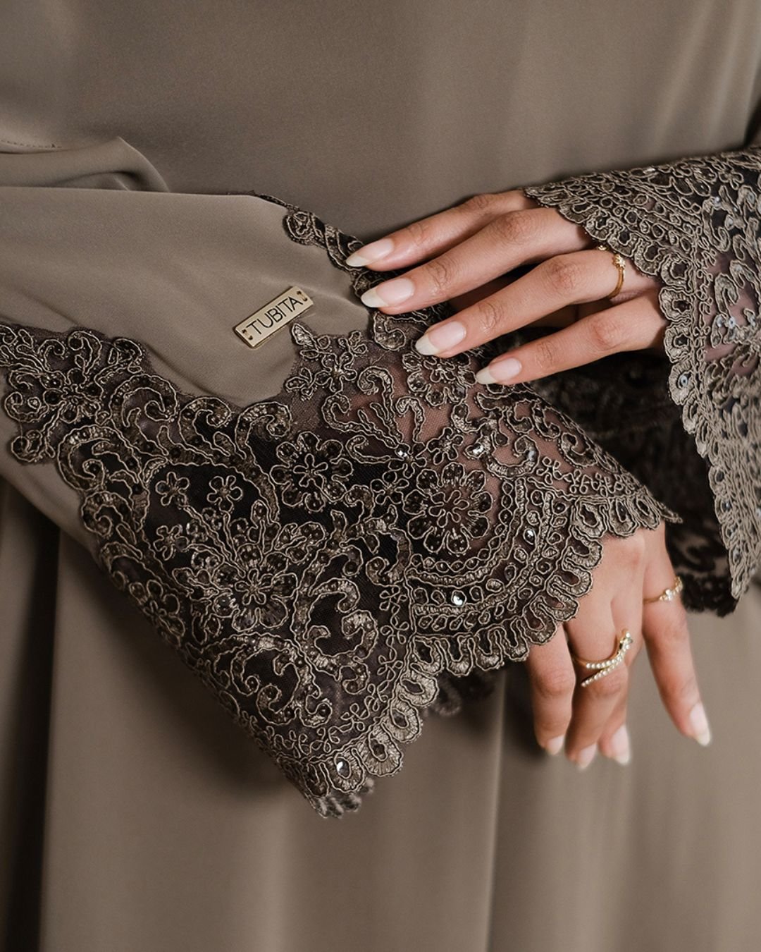 Lamara Abaya Olive by Tubita - Baju Umroh Wanit - TUBITA