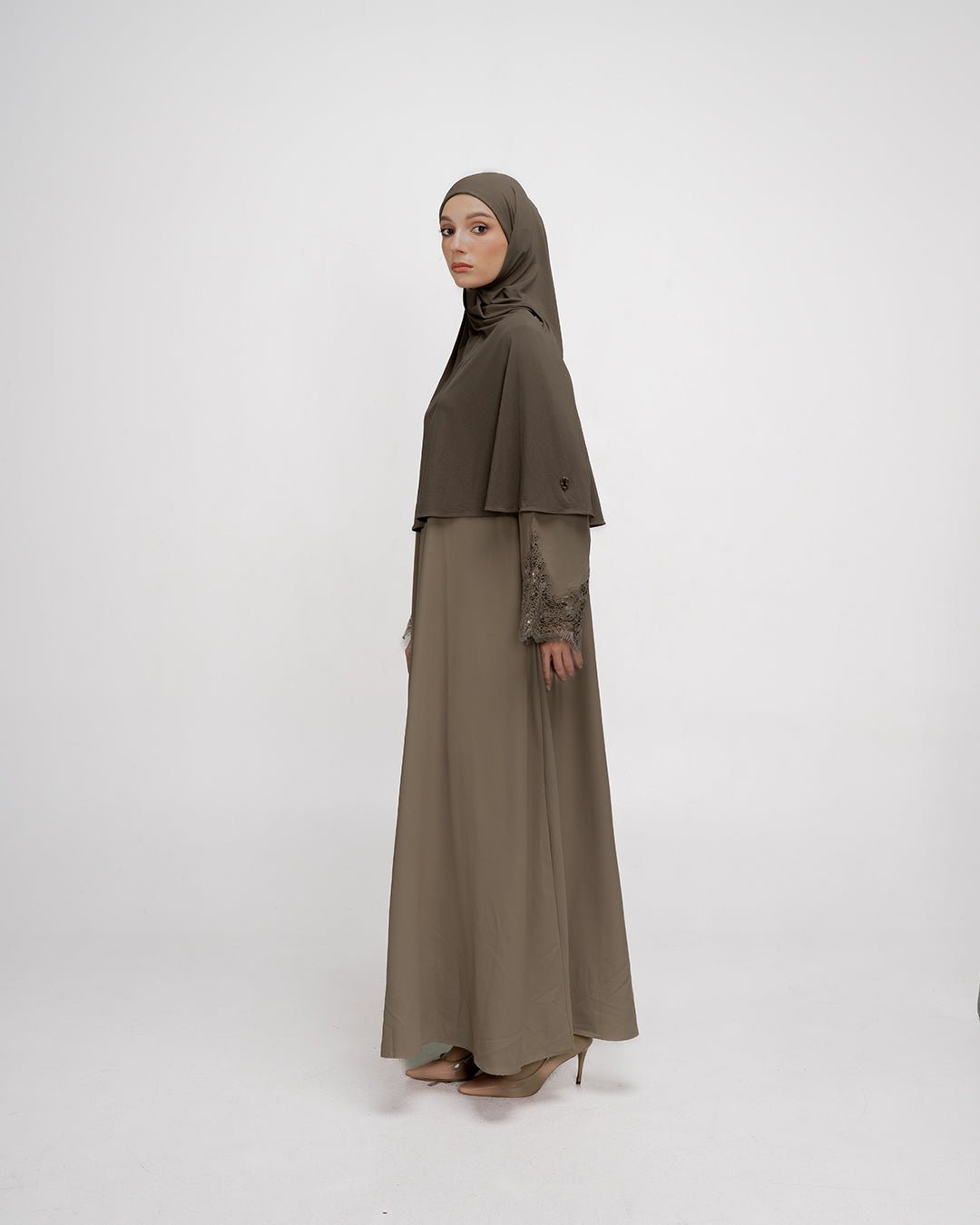 Lamara Abaya Olive by TUBITA - Baju Umroh Wanita - TUBITA