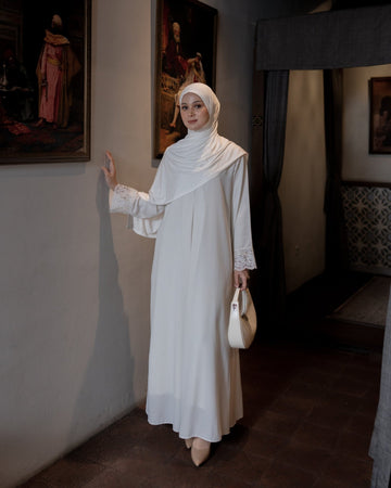 Meena Lace Abaya Broken White