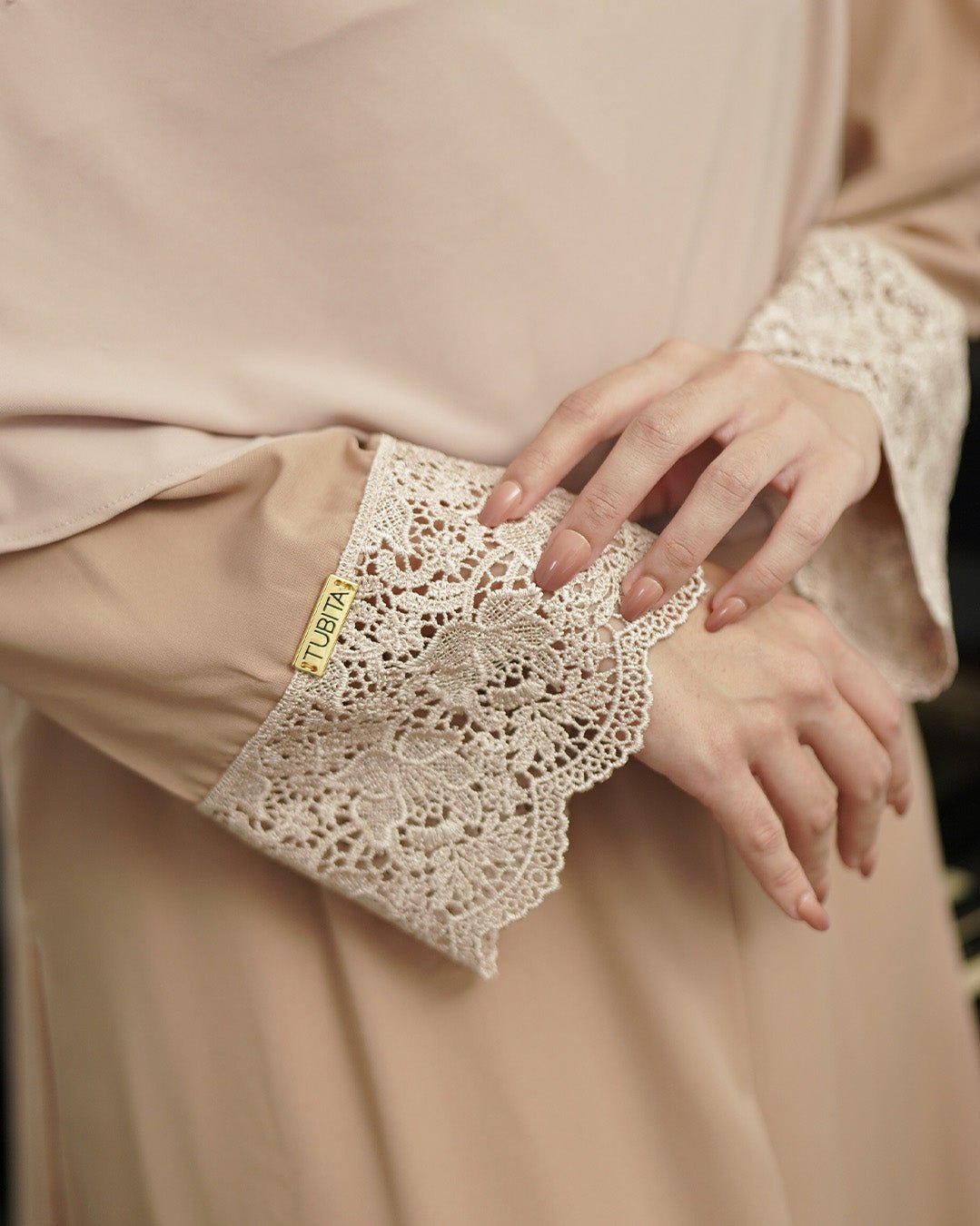 Meena Lace Abaya Cream - TUBITA