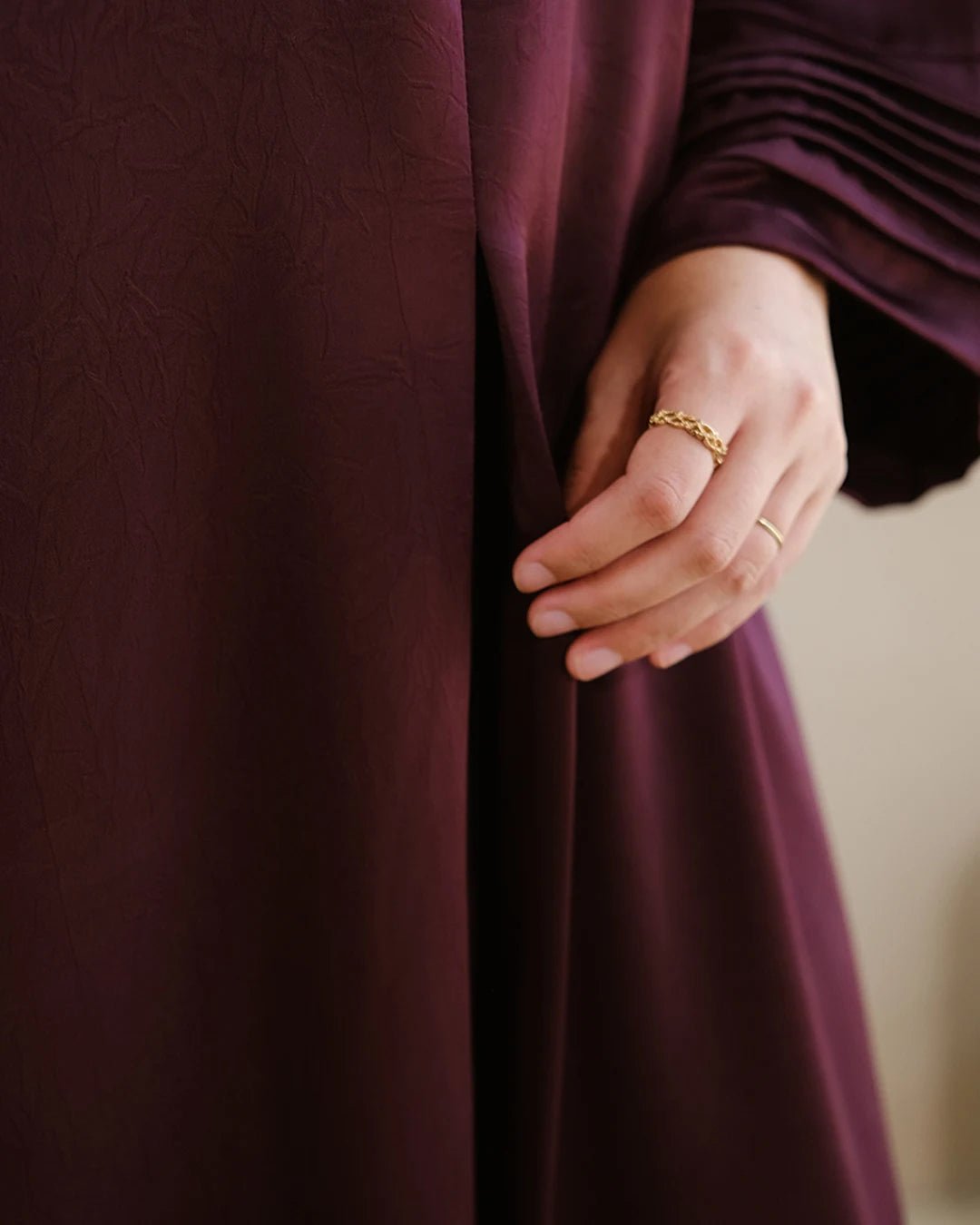 Nourah Abaya Burgundy by Tubita - TUBITA