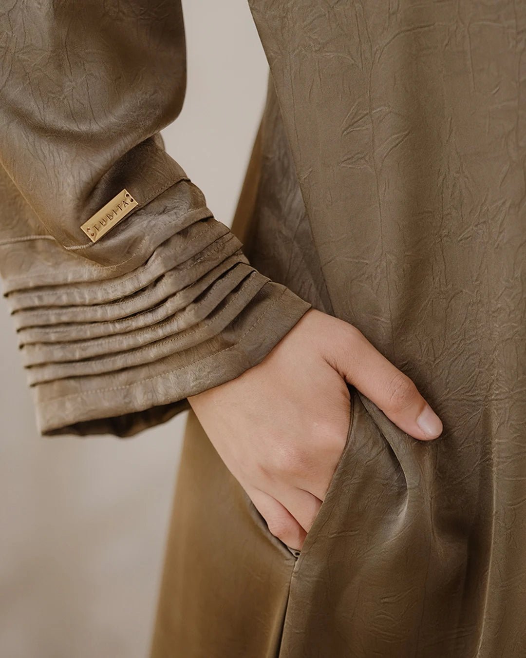 Nourah Abaya Taupe by Tubita - TUBITA
