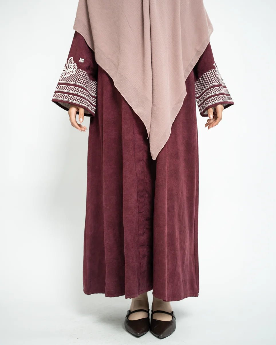 Rafah Abaya Chupro Maroon by Tubita - TUBITA
