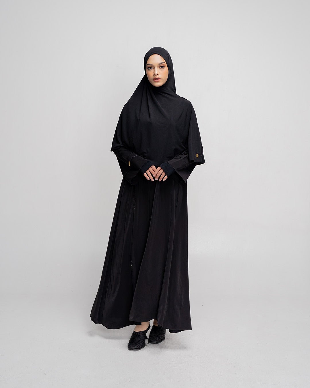 Zalina Abaya Black by TUBITA - Baju Umroh Wanita - TUBITA