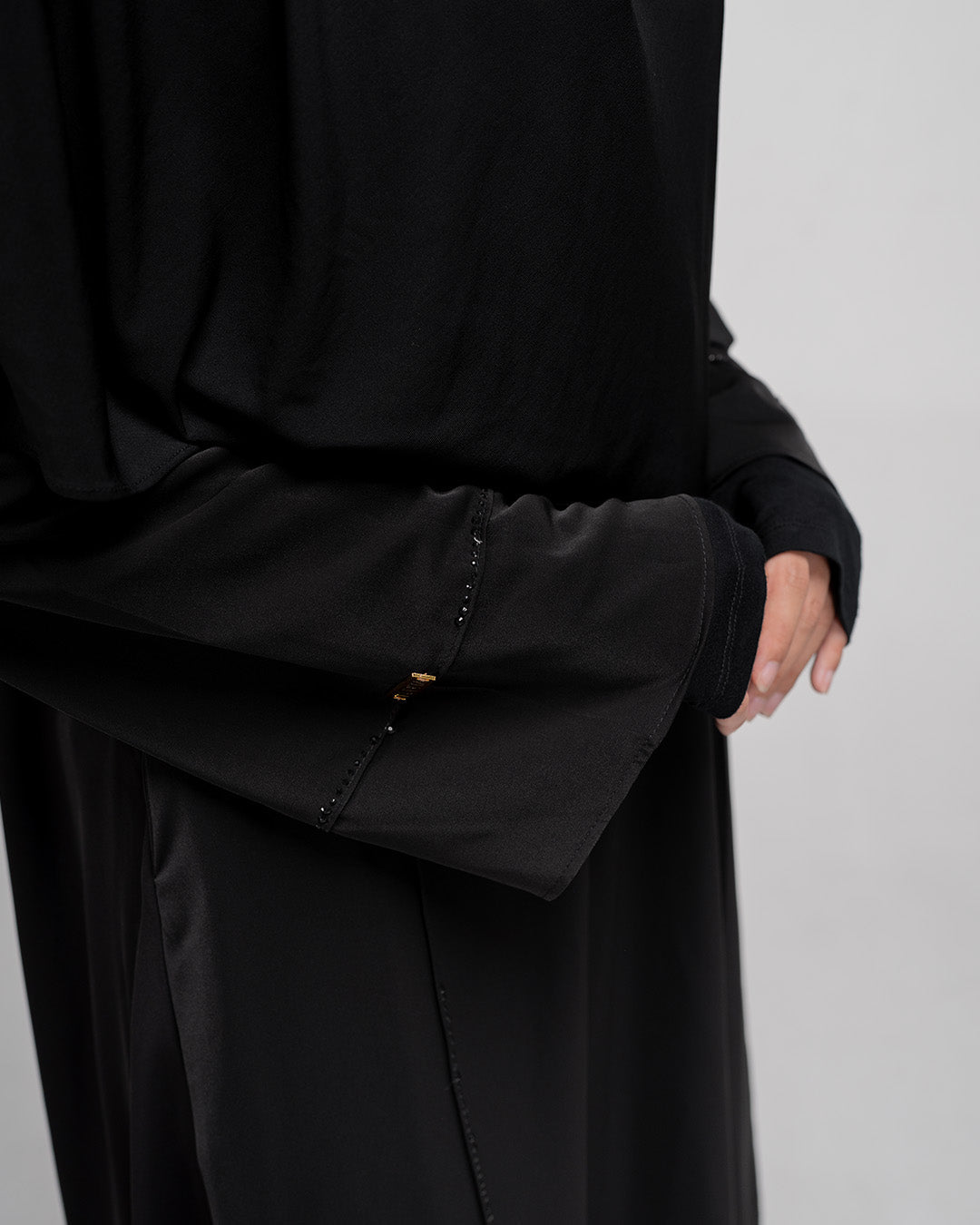 Zalina Abaya Black by TUBITA - Baju Umroh Wanita - TUBITA