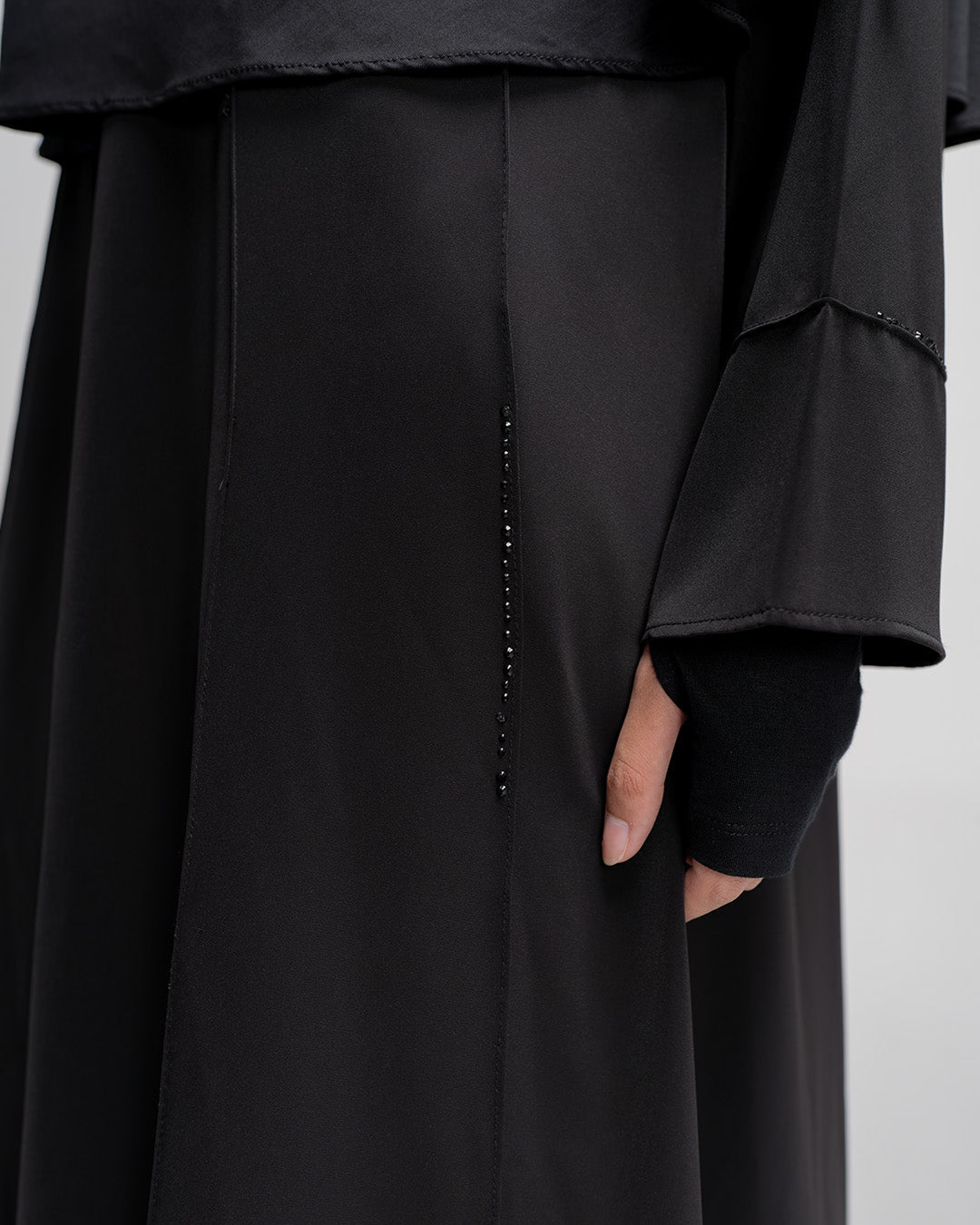 Zalina Abaya Black by TUBITA - Baju Umroh Wanita - TUBITA